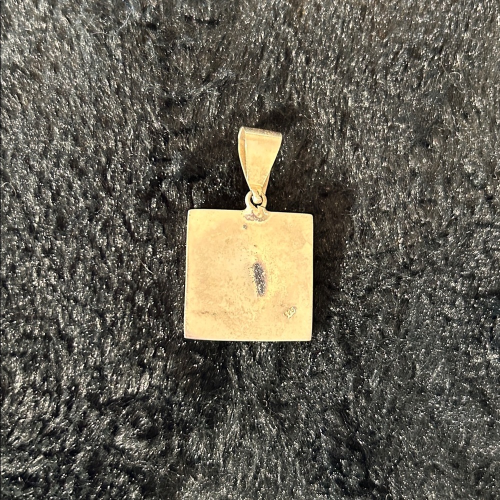 925 Sterling Silver Pendant featuring a Blue Larimar Square Stone - Picture 2 of 6